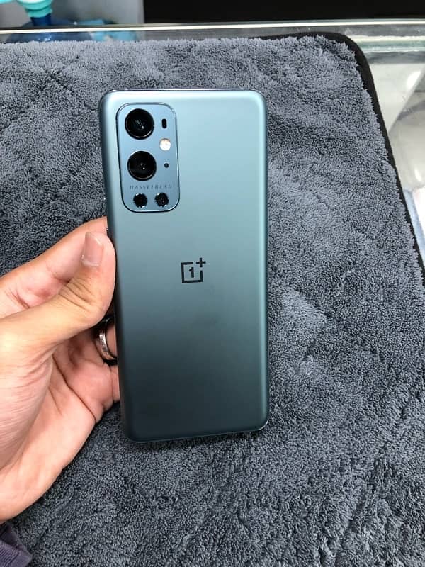 One Plus 9 Pro only 73999 12/256 Dual sim 5