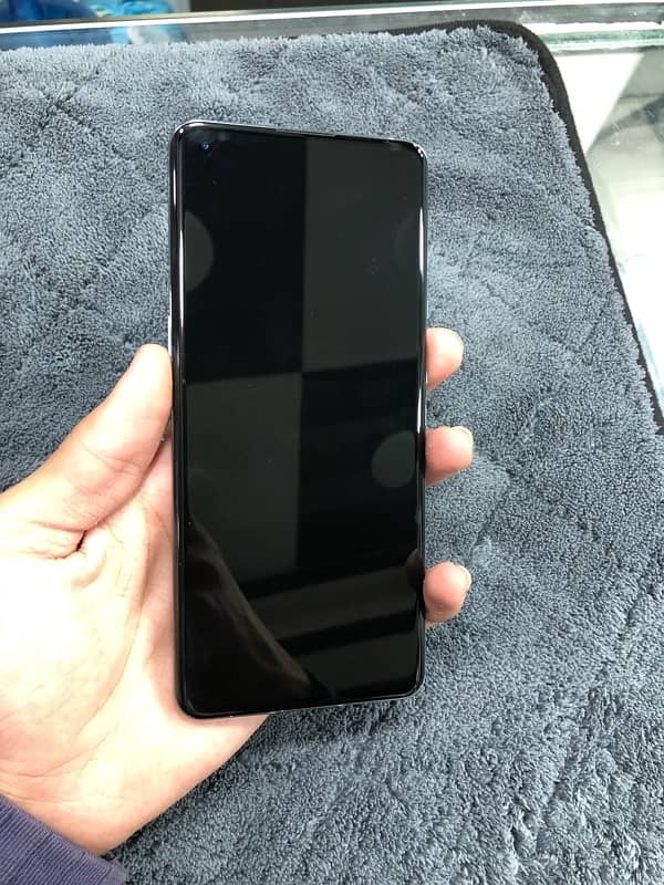 One Plus 9 Pro only 73999 12/256 Dual sim 6