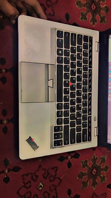 laptop ( Lenovo Thinkpad ) 318_9255356 4