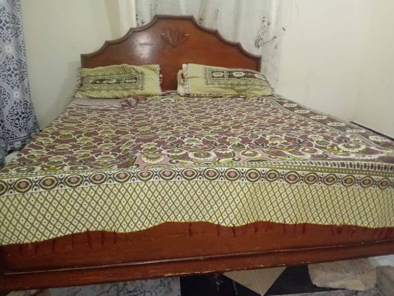 Double bed without mattress 2