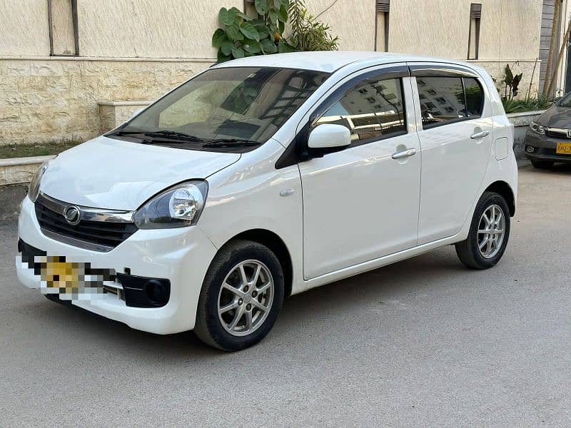 Daihatsu Mira 2015 5