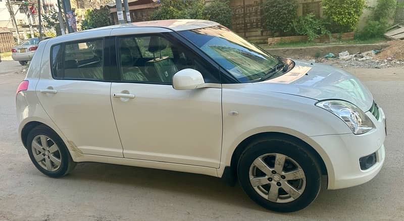 Suzuki Swift 2018 DLX Nevigation 7