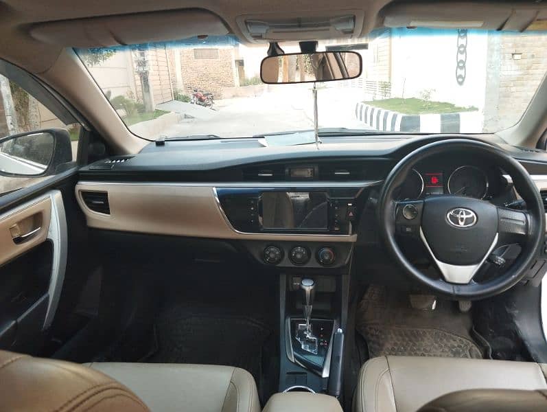 Toyota Altis Grande 2016 8