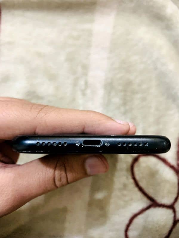 I phone xr 128gb Factory Unlock 5