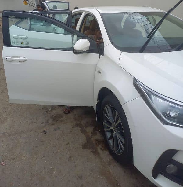 Toyota Corolla GLI auto 2018/2019 1 owner no work required 8