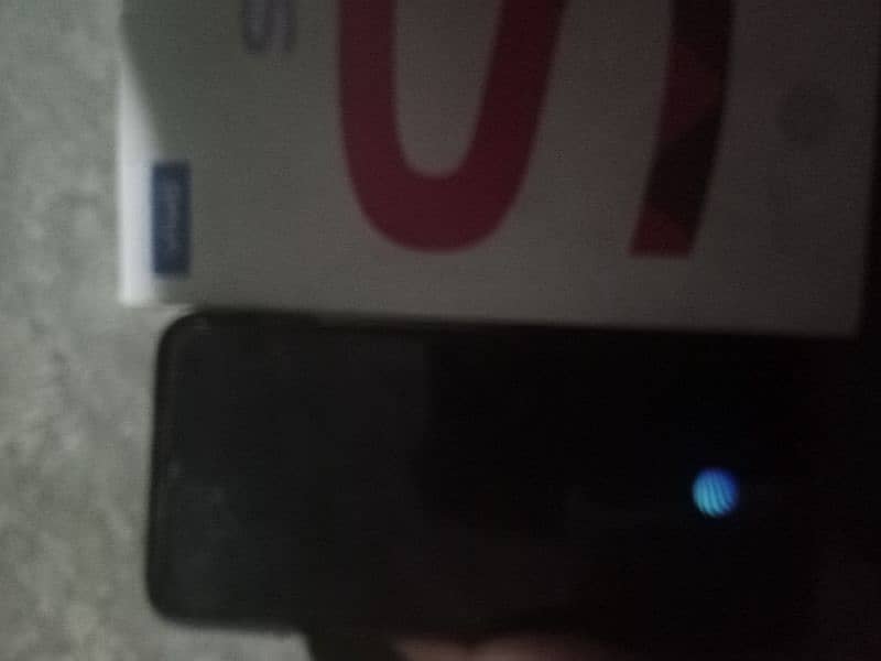 vivo s1 4gb128gb display finghr. . 1