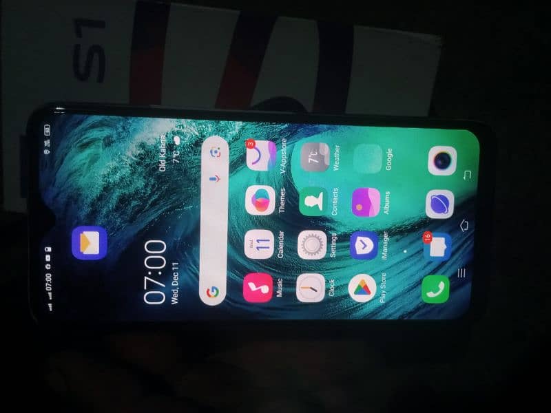 vivo s1 4gb128gb display finghr. . 4