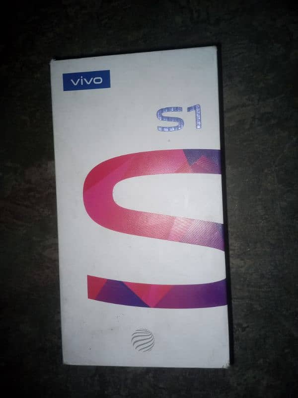 vivo s1 4gb128gb display finghr. . 7