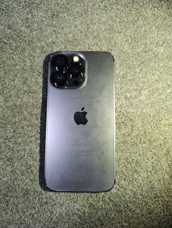 iPhone 13 pro Non pta condition 10/10 6