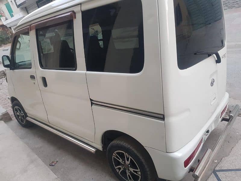 Daihatsu Hijet 2015 3