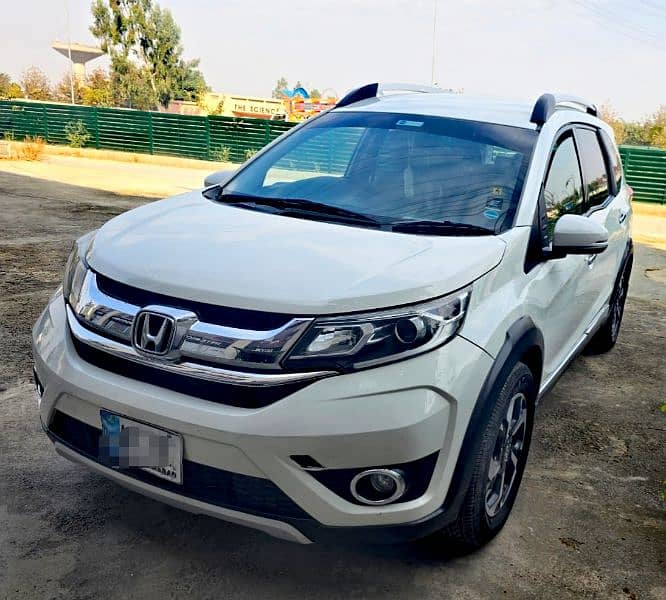 Honda BR-V 2017 iv-tech BRV islamabad for sale 0