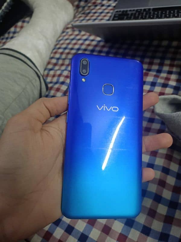 vivo y91 with gaming processor best condition 4