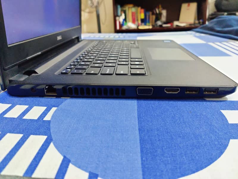 Dell vostro 14 3468 Core i7 (7th Gen) w/ 128GB SSD + 300GB HDD 2