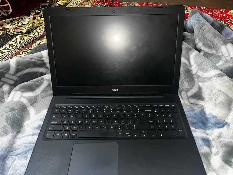 Dell Latitude 3590, Core i5 8th Gen, 256GB SSD 512GB HDD, 8GB RAM 0