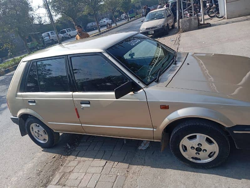 Daihatsu Charade 1984 11