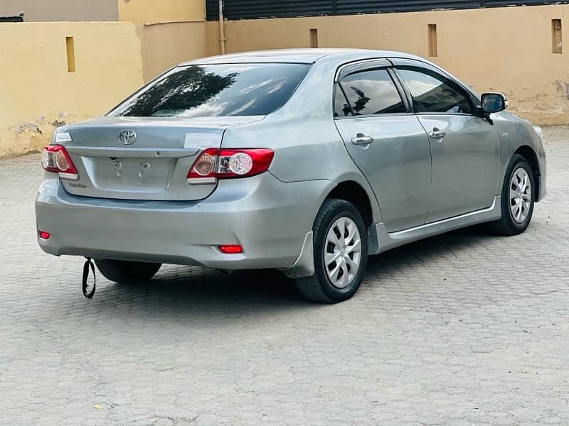 Toyota Corolla GLI 2014 4