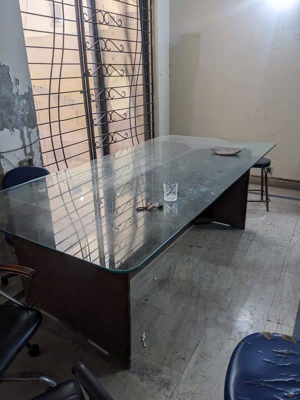 office work station for urgent sale 3