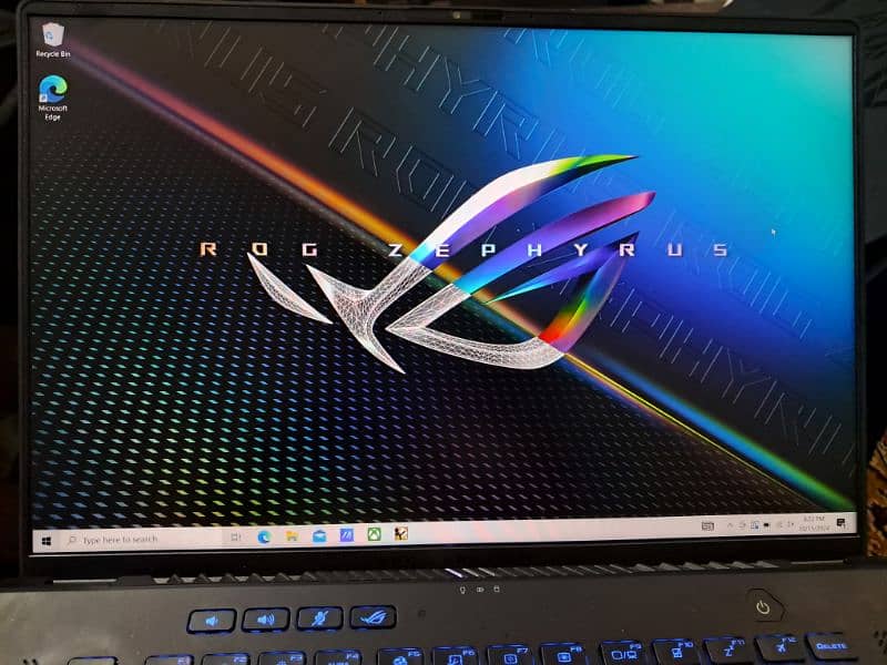 Asus ROG zephyrus m16 GU603HE 0