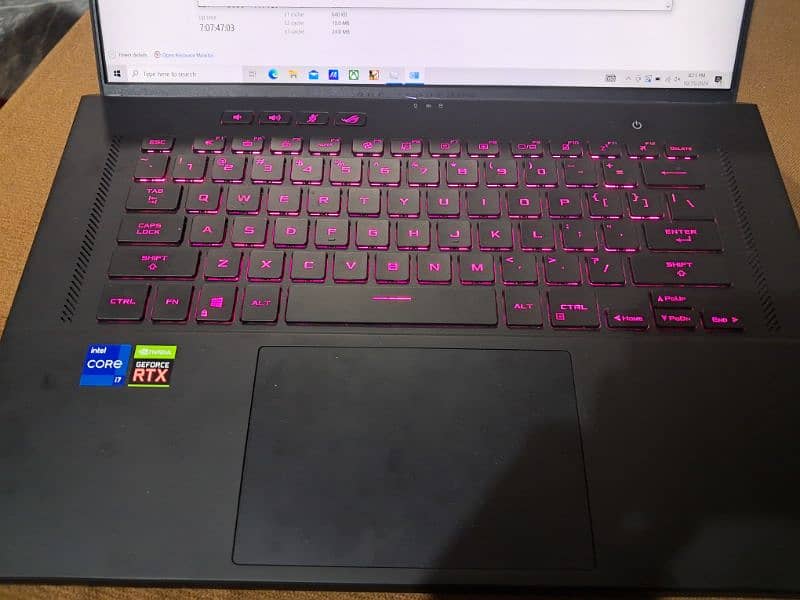 Asus ROG zephyrus m16 GU603HE 4