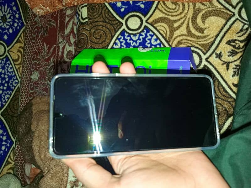 Infinix Hot 40i 1