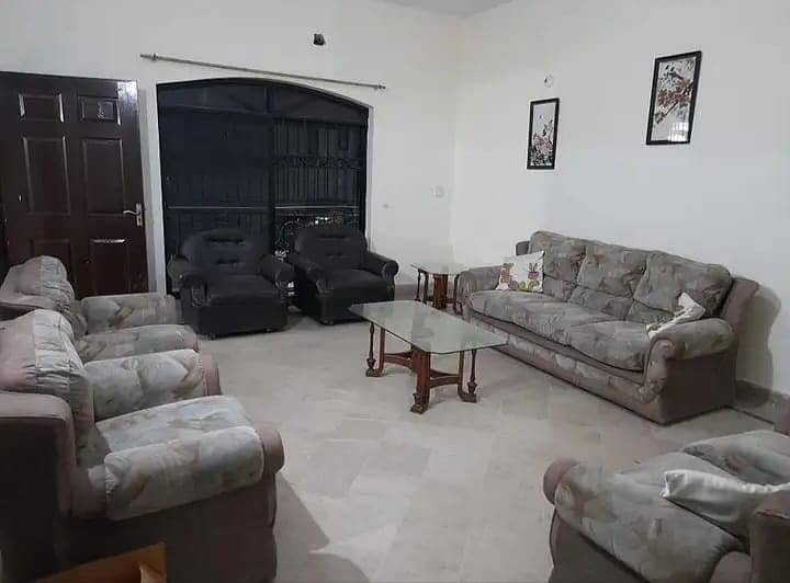 1 Kanal Upper Portion For Rent In Punajb Housing Society Ph 1. PIA Road Lahore 2