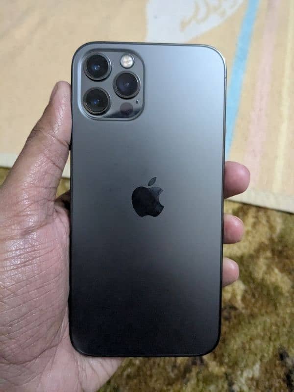 iPhone 12 Pro (only cash) 0