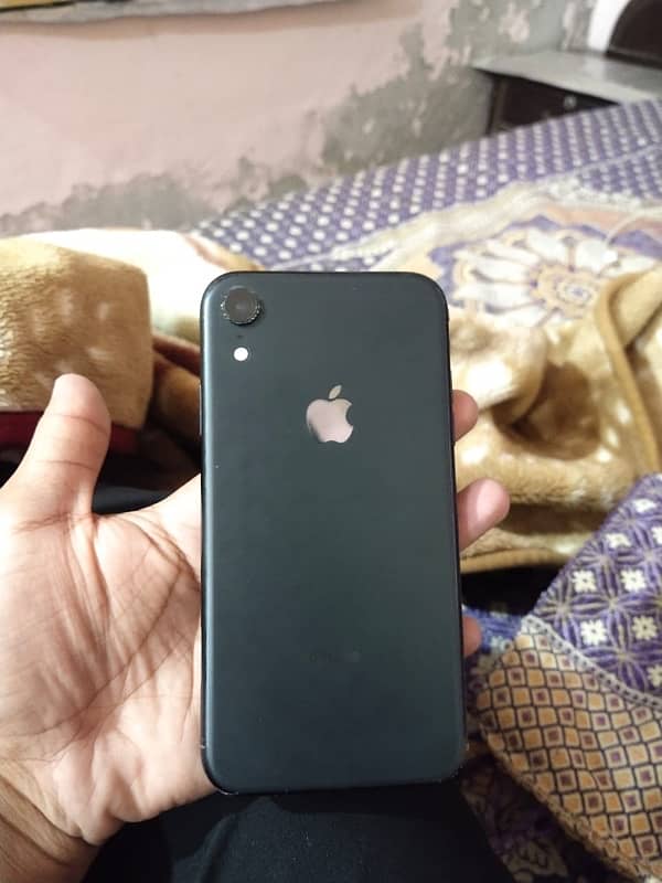 I phone xr 64 GB non active water pake 3u tool dhak ly 1