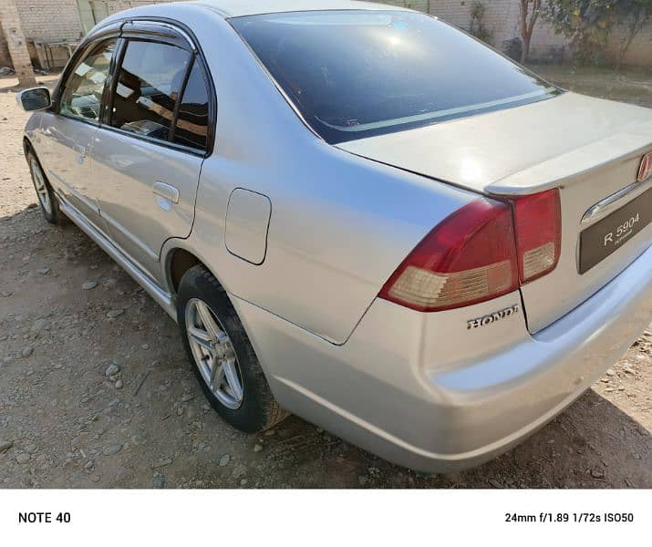 Honda Civic Oriel 2005 5