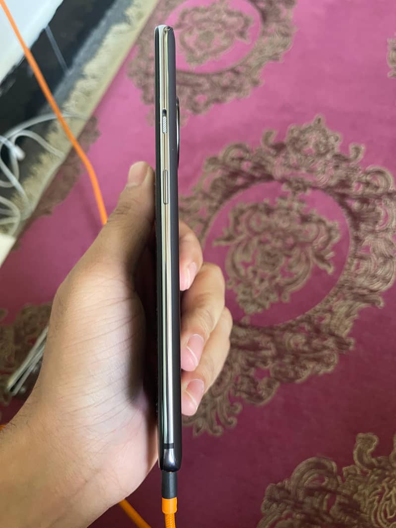 One Plus 7T 4