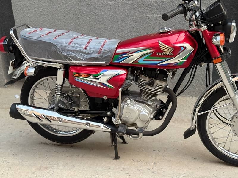 Honda 125 2023 Model Rawalpindi Number 4