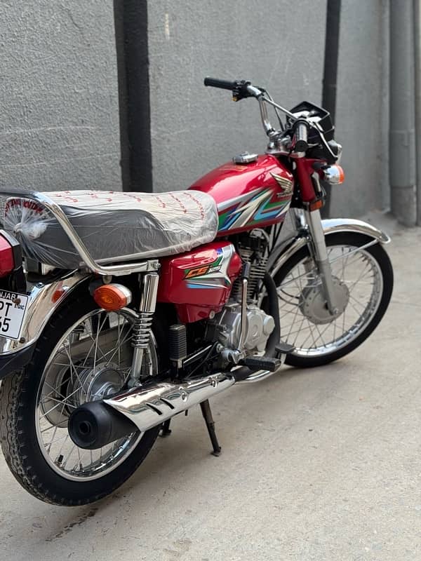 Honda 125 2023 Model Rawalpindi Number 5