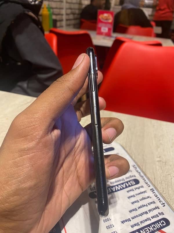 iphone xs fu 1