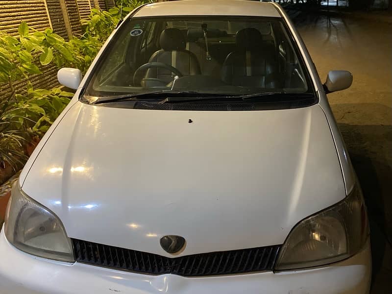 Toyota Platz 3