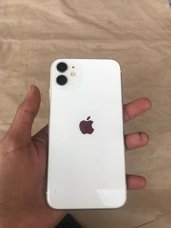 iphone 11 jv 128 display msg lykin Face ID on ha not any one scratch 2