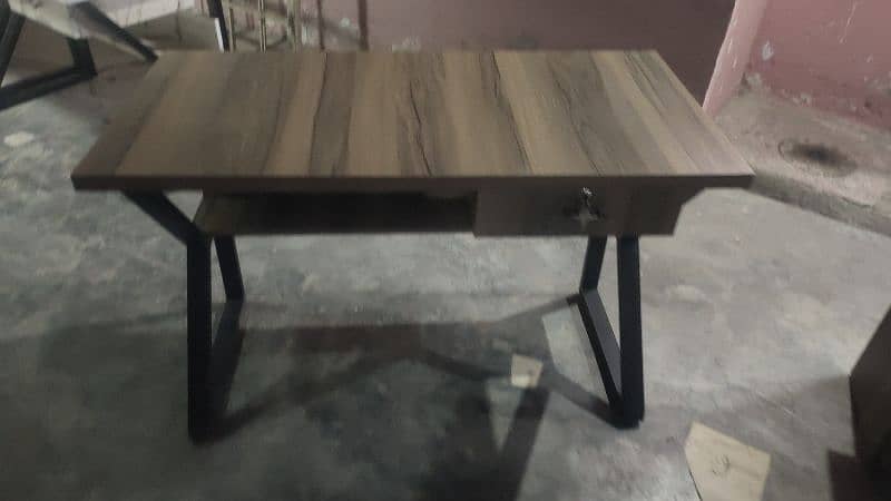 iron frame table 2