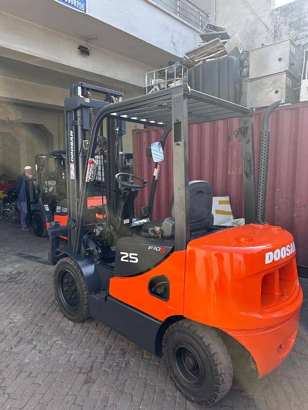 doosan forklift 2.5 ton 5