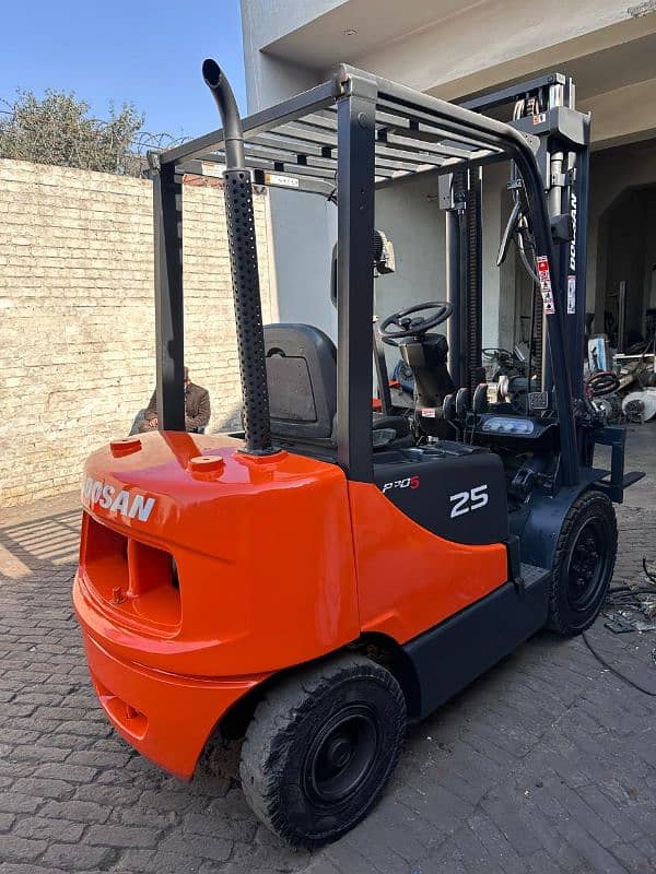 doosan forklift 2.5 ton 7