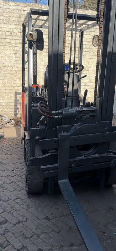 doosan forklift 2.5 ton 11