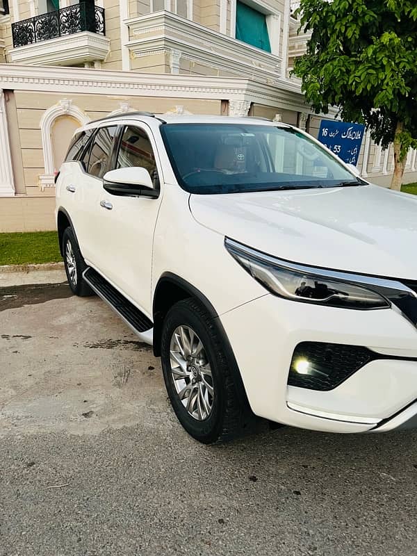 Fortuner (V) full option  New shape  2021 dec invoice 21/22 3