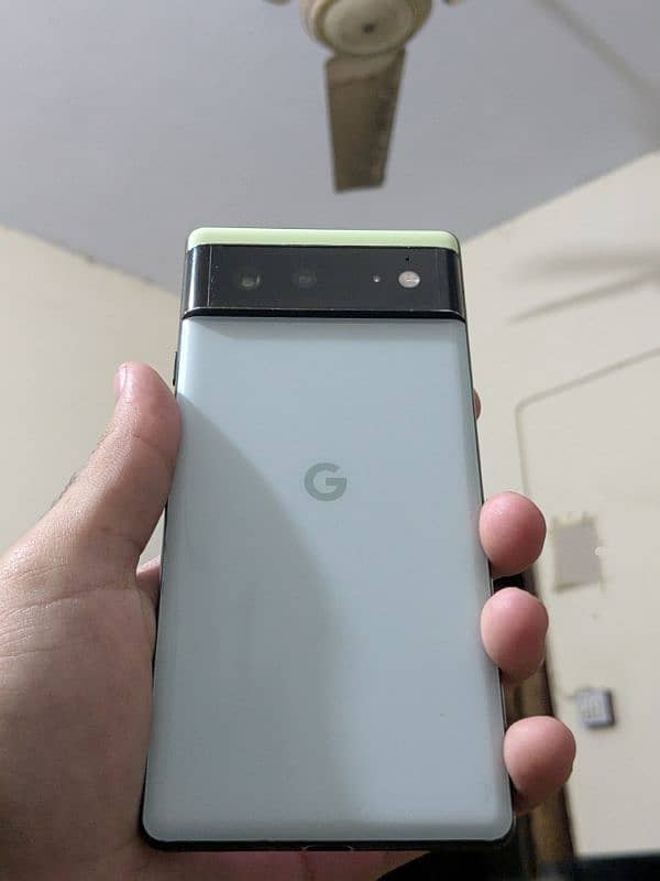 Google Pixel 6, 8gb 128gb, locked 0