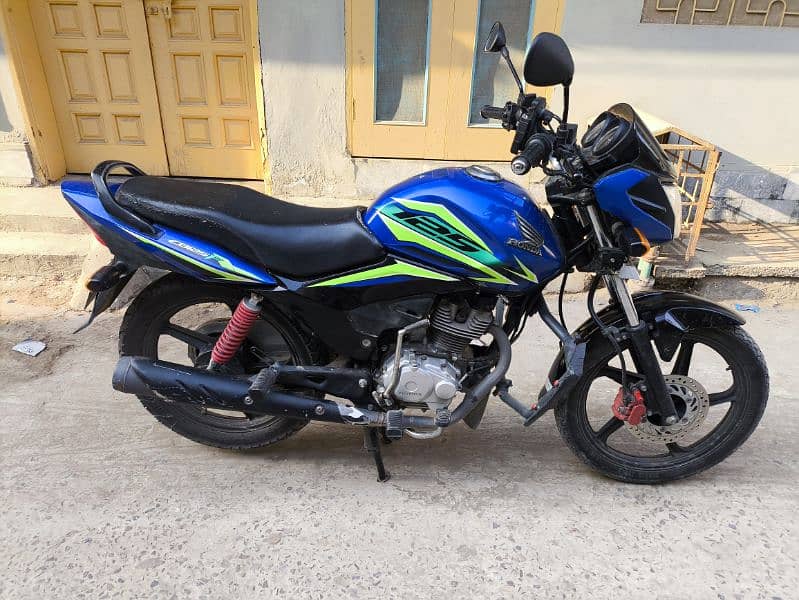 Honda CB 125F 2023 MODEL 1