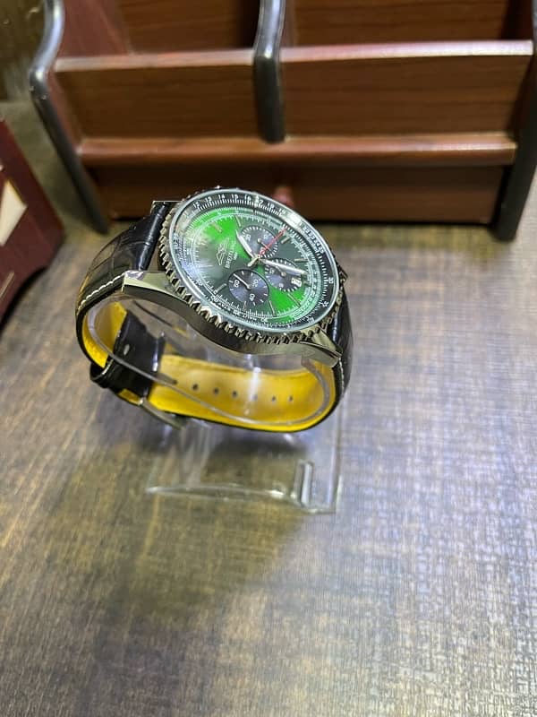 Brtlin watch for Men Green dial quartz 1