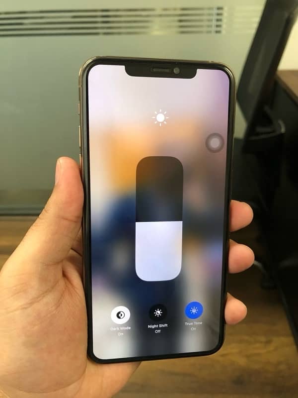 Iphone 11 Pro Max 64 gb Dual Physical Sim (HK Version) 5