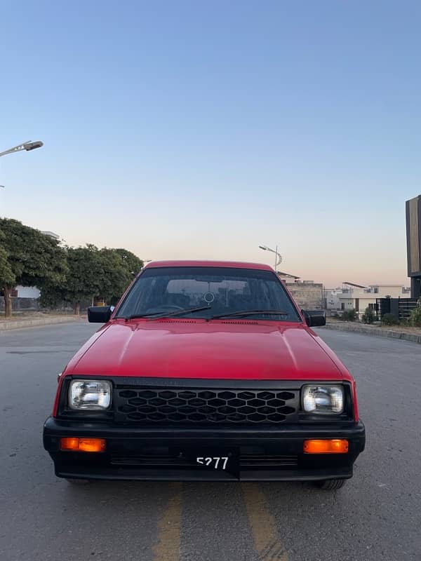 Daihatsu Charade 1984 2