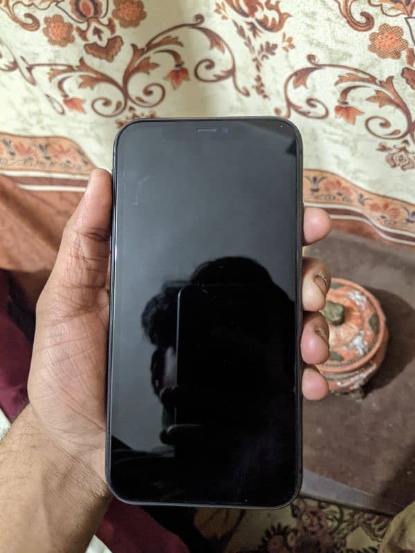 APPLE IPHONE 11 64GB 4