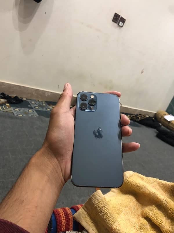 i phone 12 pro 1