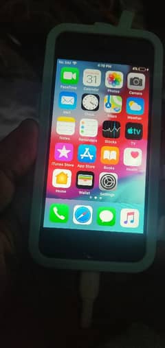 iphone 5S 16gb like brand new condition bypass