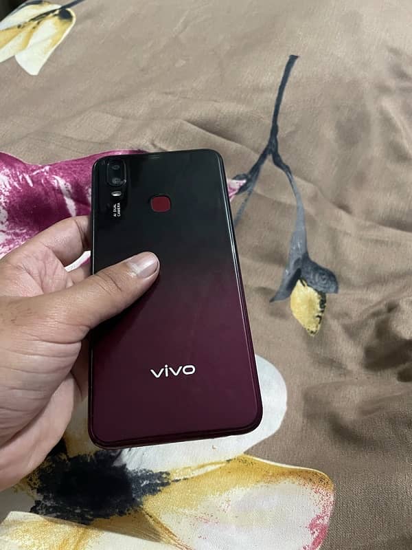 vivo y11 2/32gb 4