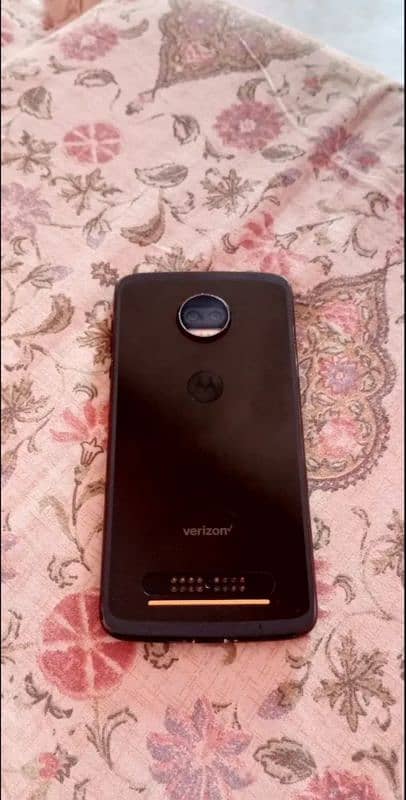 Moto Z². non pta 1