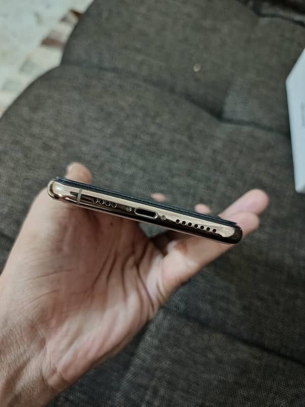 Iphone Xs Max 256 GB FU with box 2